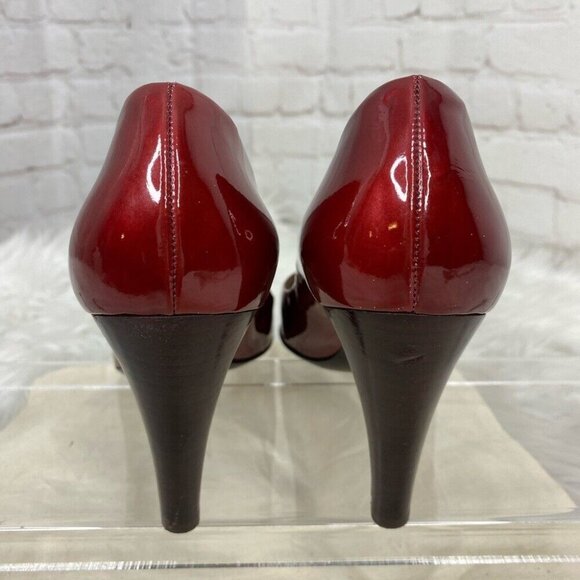 Salvatore Ferragamo Women’s Red Patent Leather Almond‎ Toe Designer Pumps US 8 - Picture 9 of 16